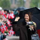 Dronning Silvia ved ankomsten til Harstad (Foto: Cornelius Poppe, NTB Scanpix)